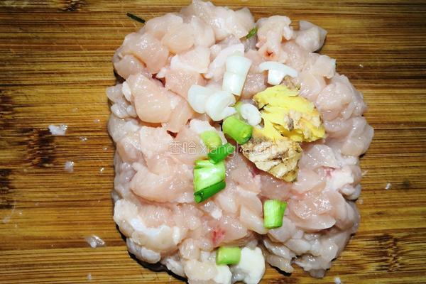 番茄鸡肉丸子的做法图解2