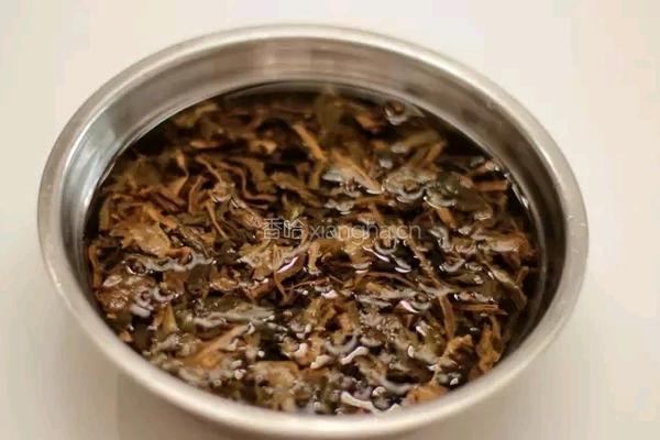 梅菜扣肉的做法图解2