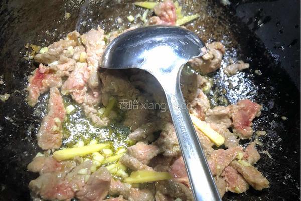 尖椒炒牛肉的做法图解5