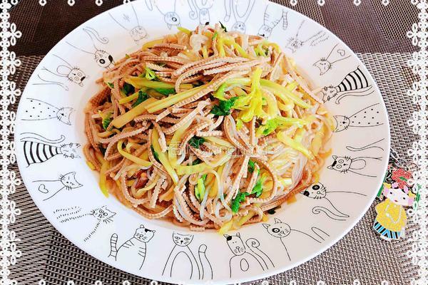 凉拌香芹豆腐丝的做法图解10