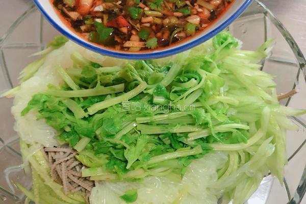 凉拌香芹豆腐丝的做法图解9
