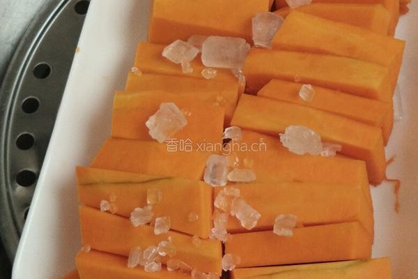 冰糖蒸南瓜的做法图解3