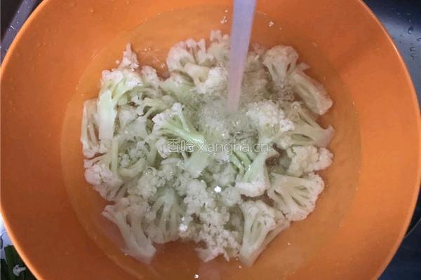 干锅花菜的做法图解5