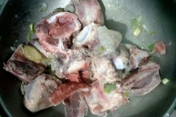 家常酱香大骨的做法图解3