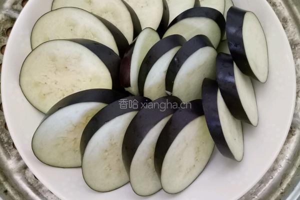  蒜蓉蒸茄子的做法图解4