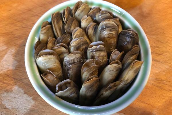 青红酒蒸蛏子的做法图解4