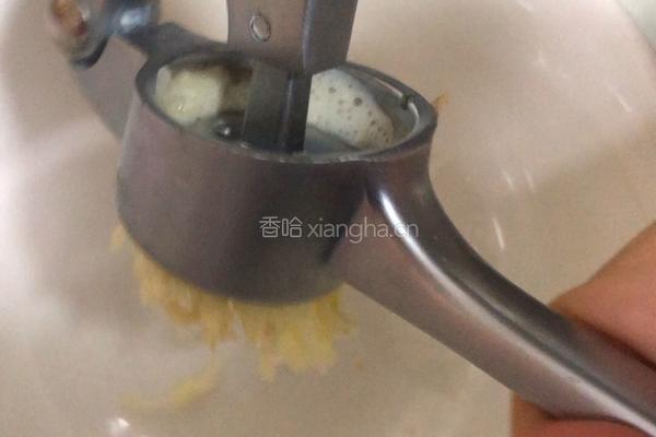 皮蛋肉沫蒸娃娃菜的做法图解3