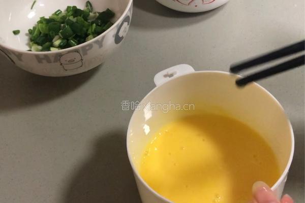 蟹腿蒸水蛋的做法图解3