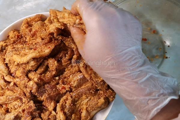 川味粉蒸肉的做法图解4