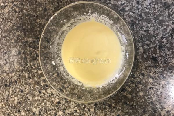 酸奶松饼的做法图解2