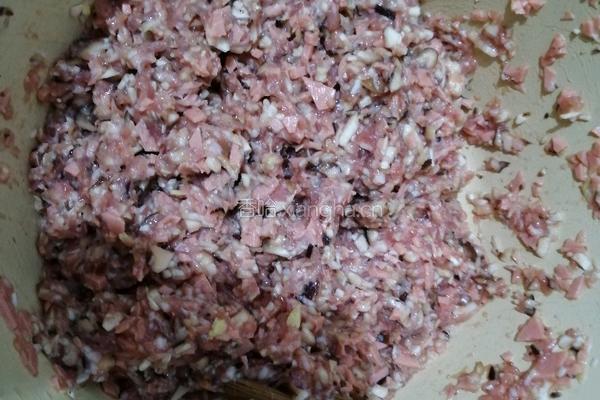 香菇火腿饺子的做法图解3