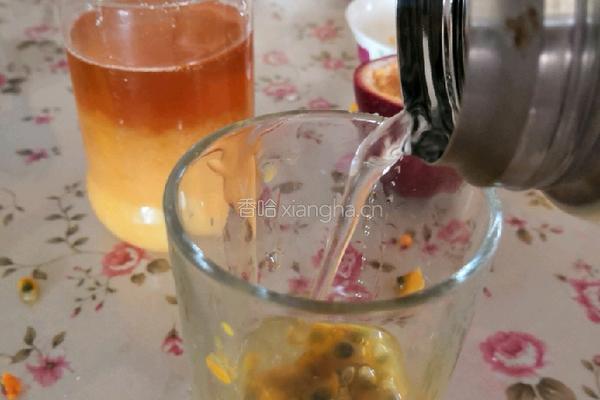 百香果柠檬茶的做法图解6