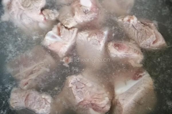 白薯蒸排骨的做法图解3