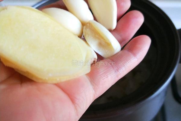 蛋蛋蔬菜猪皮动的做法图解6