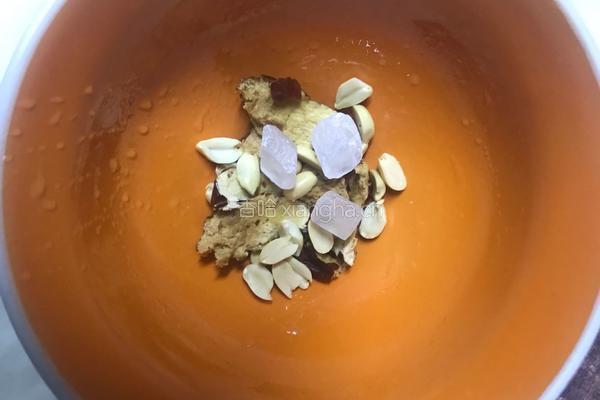 蒸红枣花生糯米饭的做法图解2