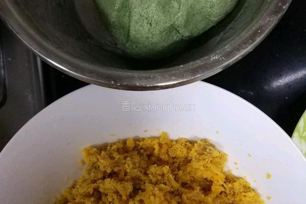 咸蛋黄肉松青团(少油少糖)的做法图解6