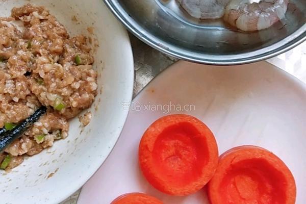 胡萝卜酿鲜虾肉丸的做法图解2