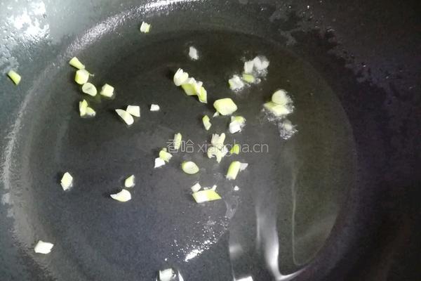 酸辣汤的做法图解1