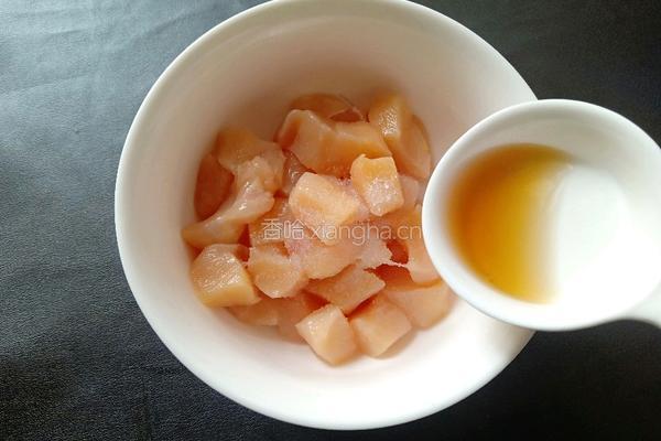 菠萝炒鸡胸肉的做法图解4