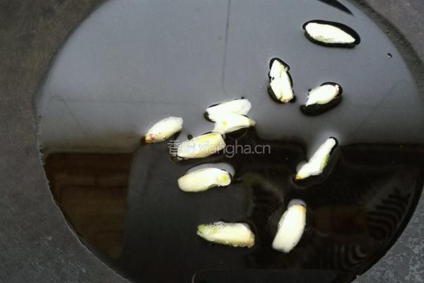 红烧激浪鱼的做法图解3