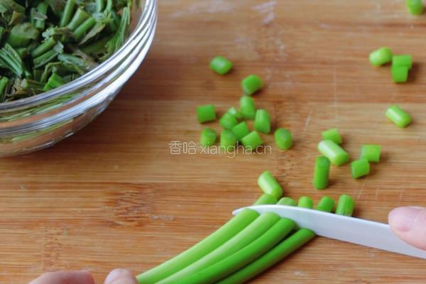 香椿芽拌豆腐的做法图解6