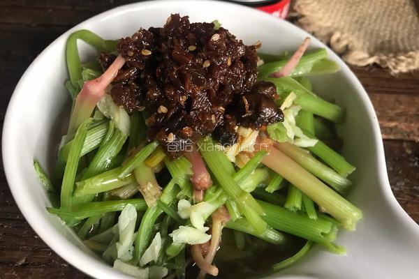 香菇酱菠菜根的做法图解8