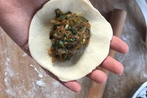 韭菜肉包子的做法图解8