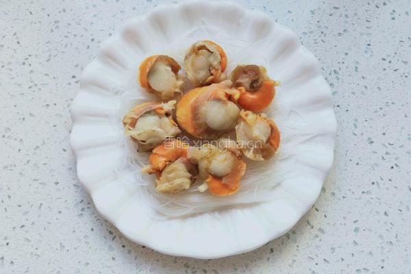 蒜蓉粉丝蒸扇贝肉的做法图解4