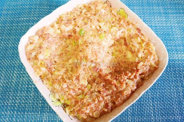 土豆肉饼蒸蛋的做法图解7