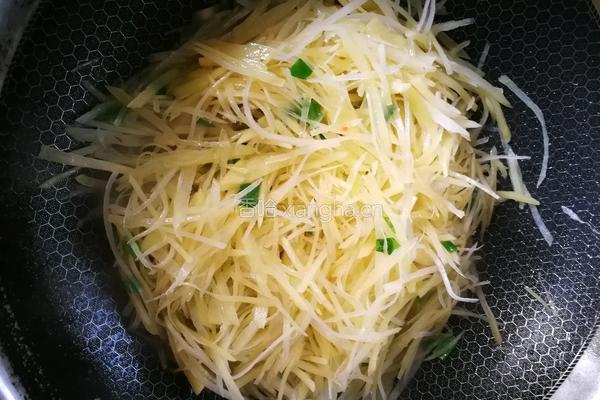 树椒土豆丝的做法图解6
