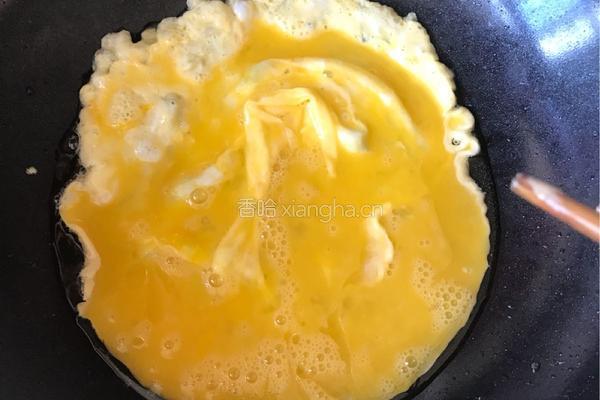 蒜黄炒蛋的做法图解2