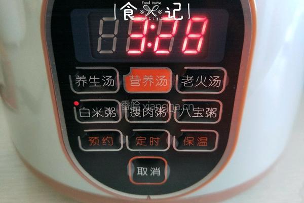 桃胶皂角米银耳羹的做法图解8