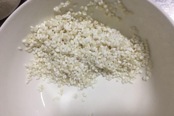椰子糯米饭的做法图解2
