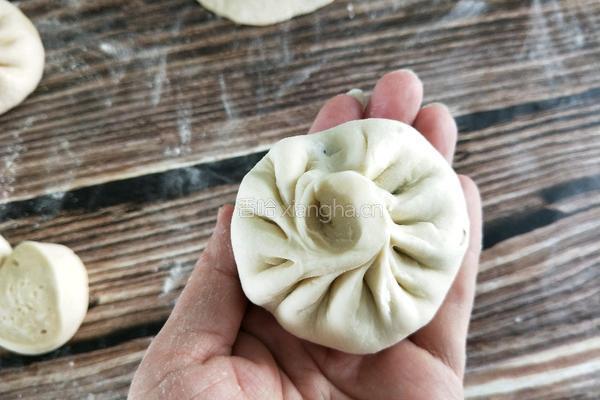 韭菜馅包子的做法图解21