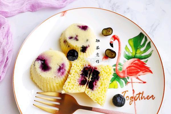 蓝莓爆浆蒸蛋糕的做法图解13