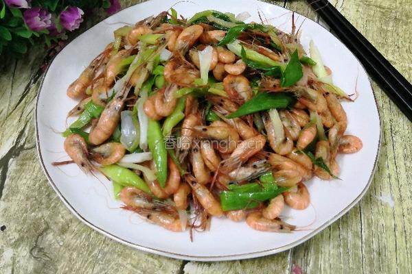 炒河虾的做法图解6