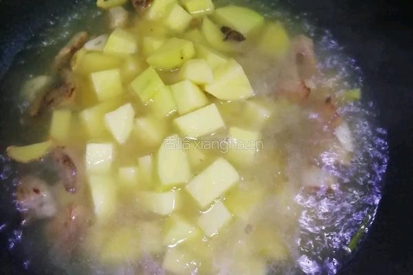 土豆烩肉的做法图解4