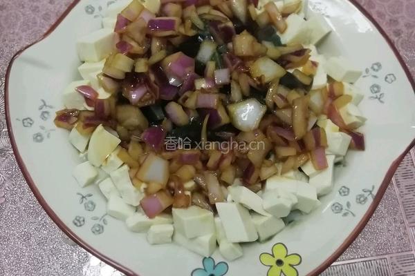 皮蛋豆腐的做法图解5