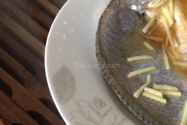 清蒸大黄鱼的做法图解12