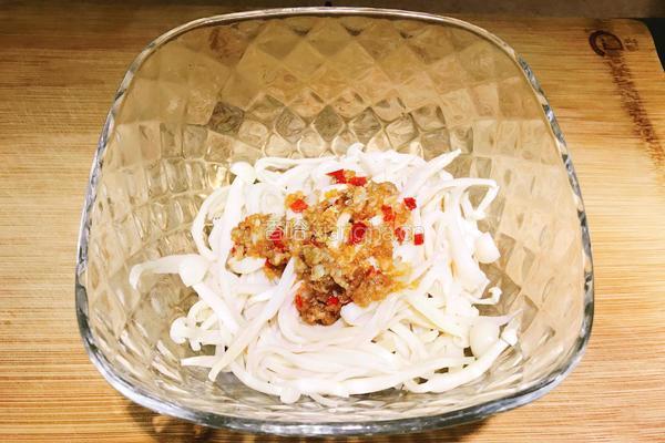 手撕海鲜菇的做法图解8