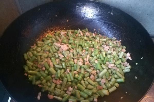 肉末豆角的做法图解4