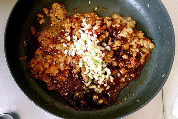 肉末茄子的做法图解4