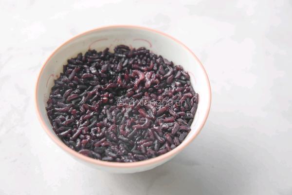 紫薯紫米奶糊的做法图解2