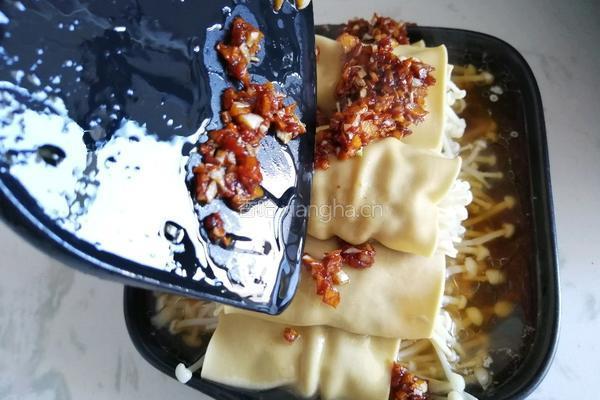 金针菇豆腐卷的做法图解15
