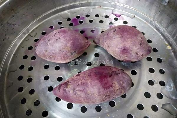 酸奶芒果紫薯泥的做法图解1