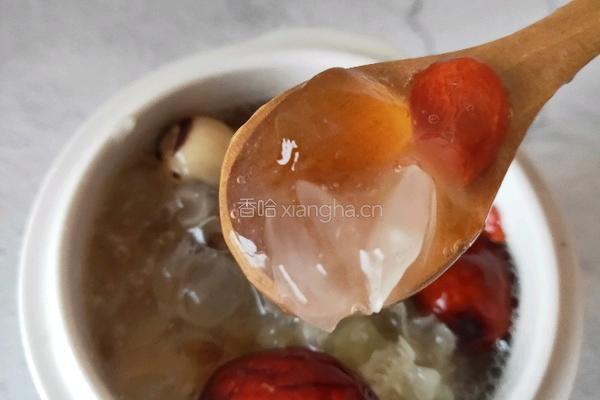 桃胶皂角米银耳羹的做法图解11