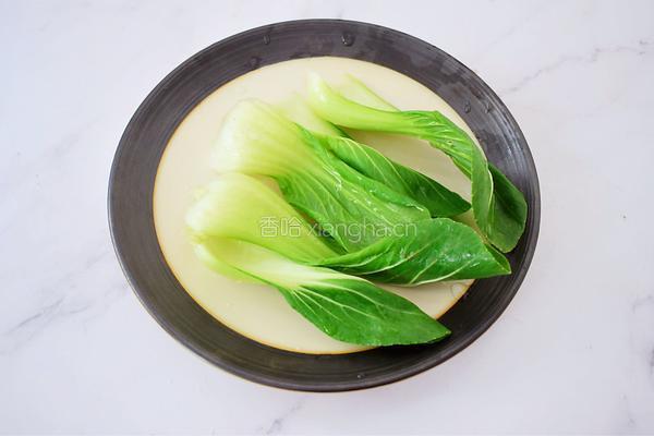 饺子皮油泼面的做法图解2