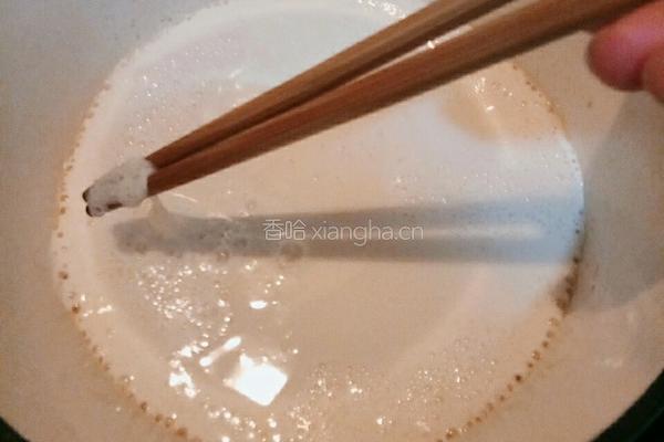 傻瓜版简单自制奶茶的做法图解3