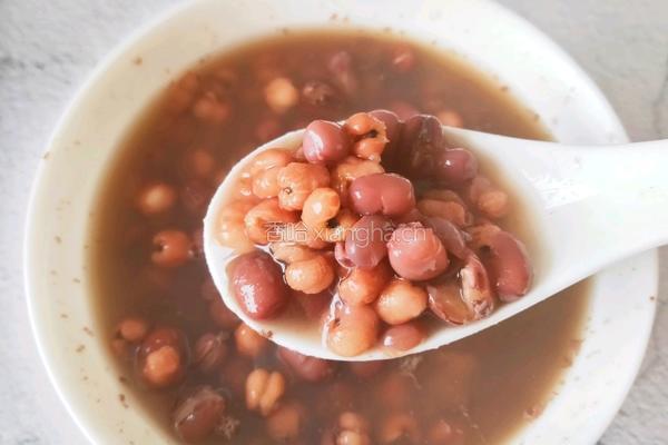 红豆薏仁汤的做法图解6