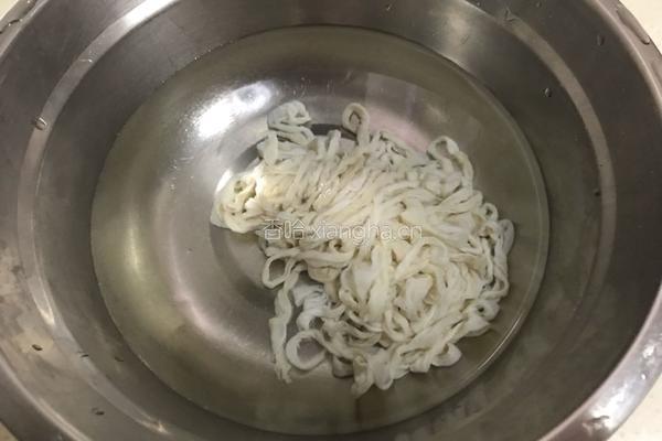自制脆皮黑椒烤肠的做法图解5